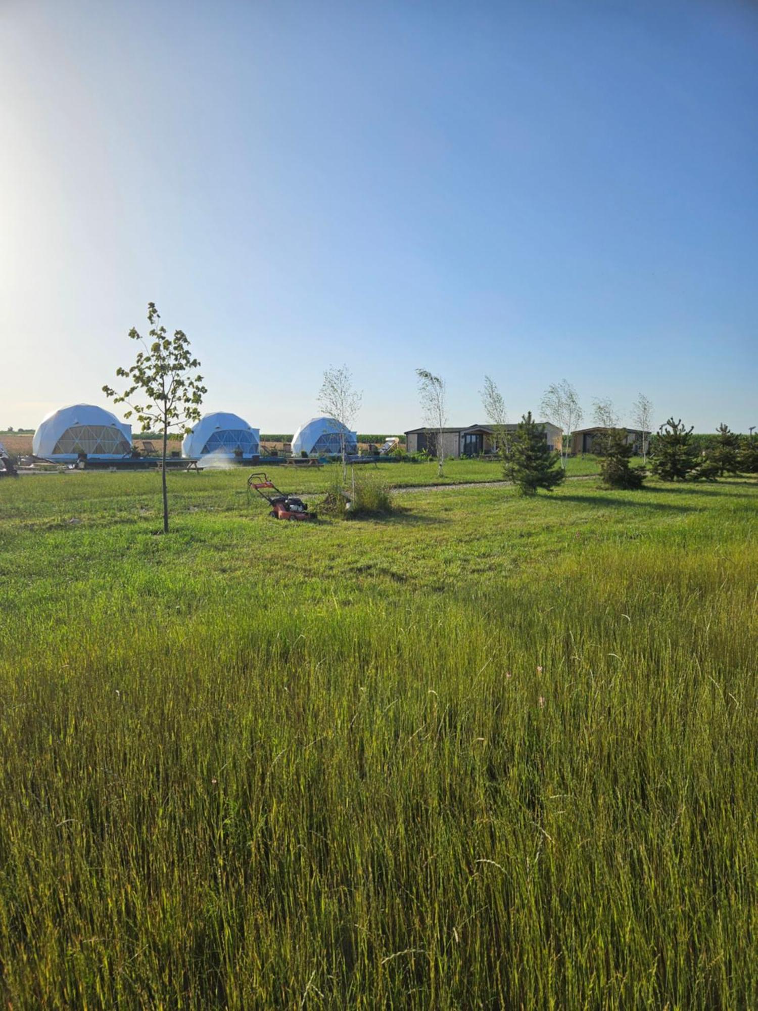 Mar A Lago Glamping23 комуна 23 Аугуст Екстер'єр фото