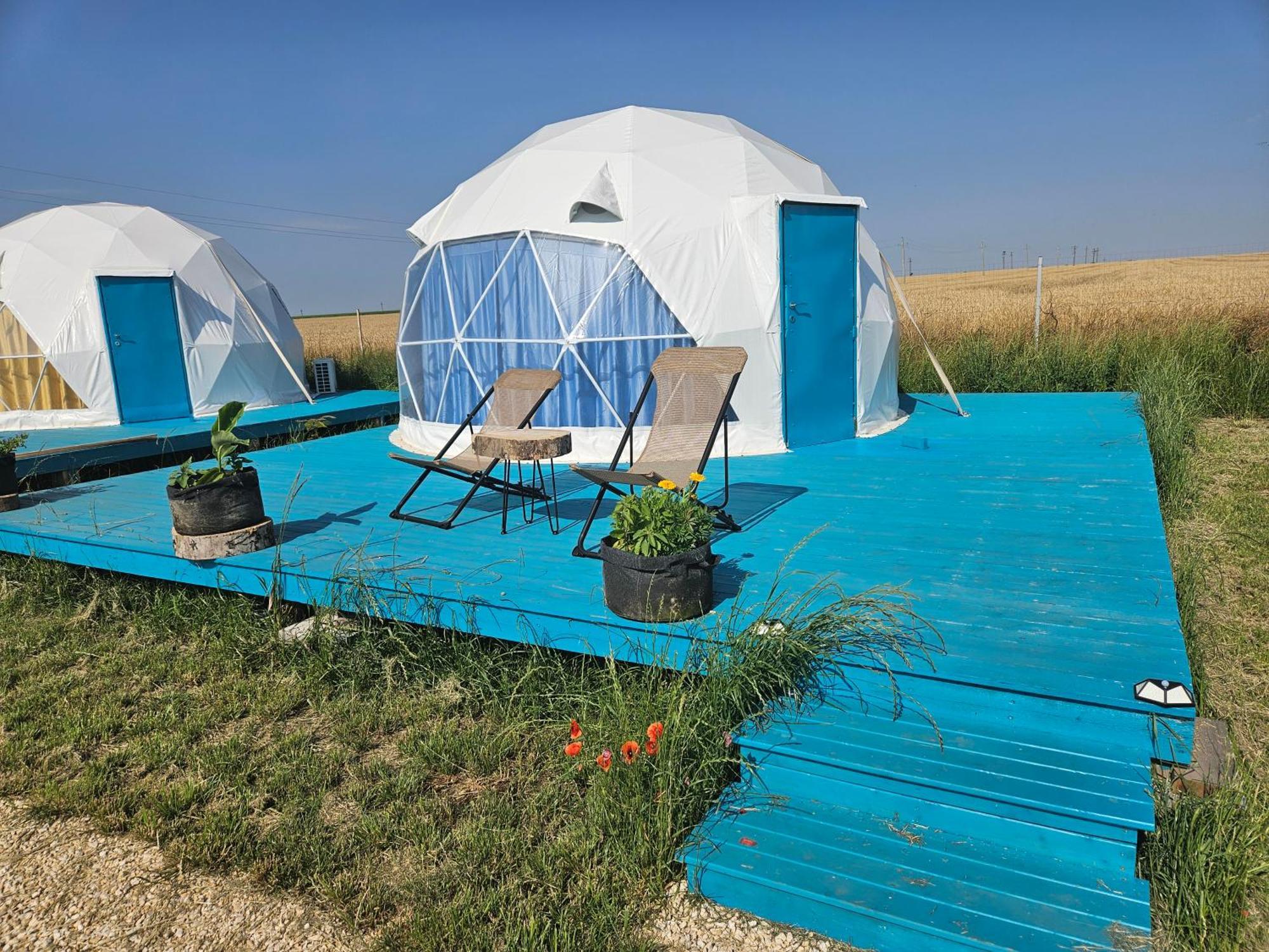 Mar A Lago Glamping23 комуна 23 Аугуст Екстер'єр фото
