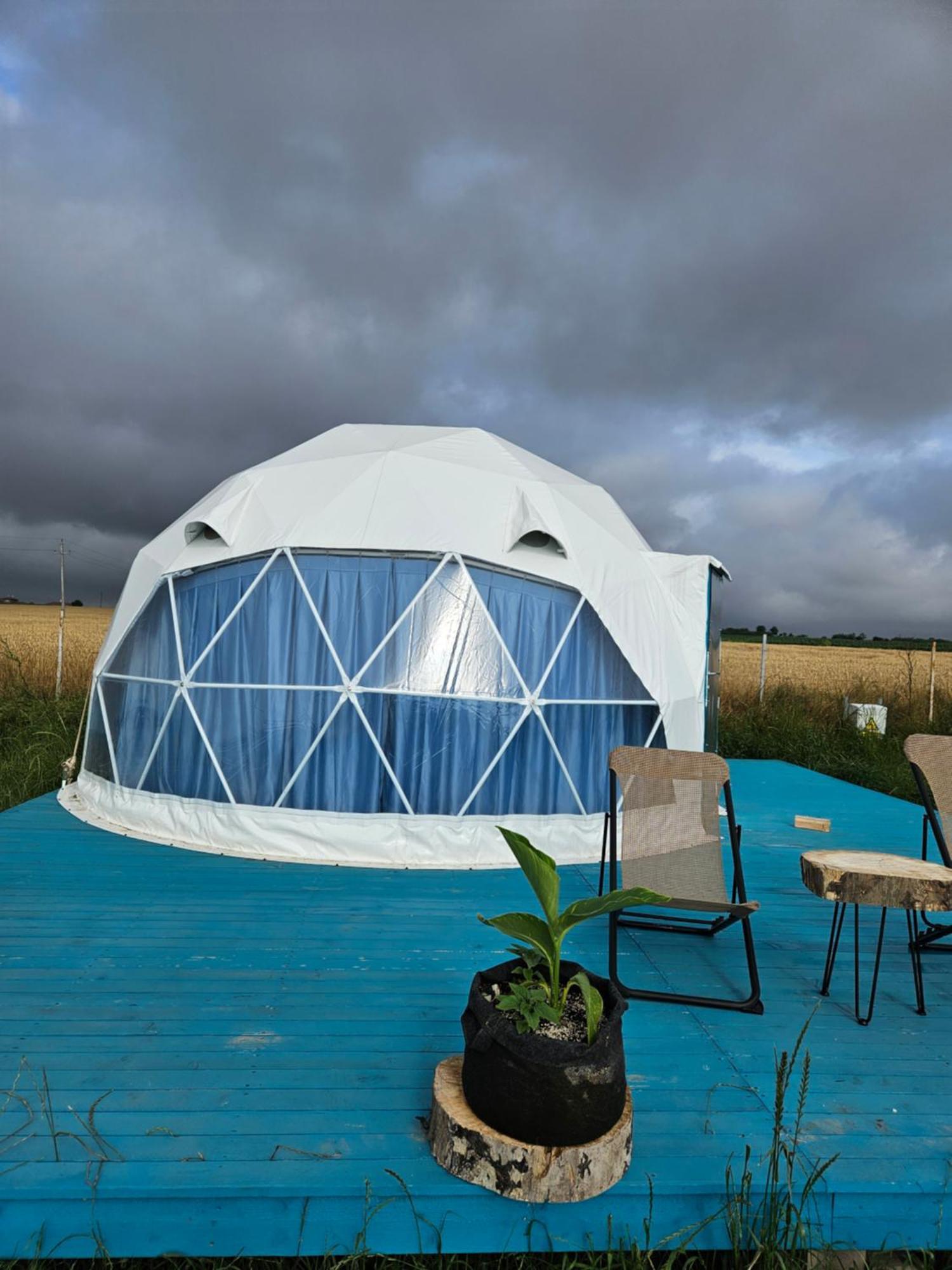 Mar A Lago Glamping23 комуна 23 Аугуст Екстер'єр фото